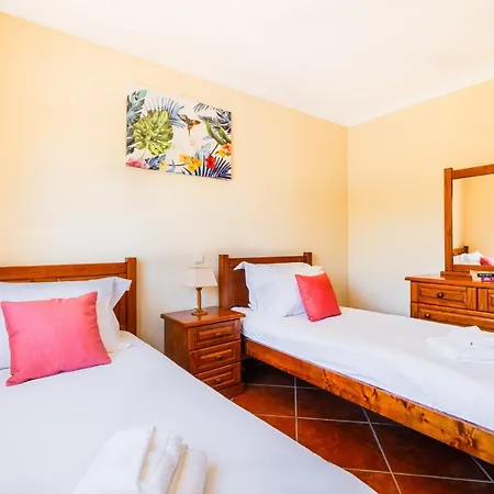 Amendoeira - 3 Bedroom Albufeira