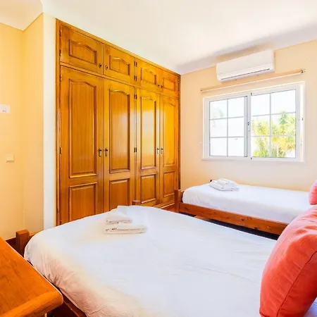 Amendoeira - 3 Bedroom * Albufeira